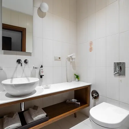 Svečių namai Astuoni 4*